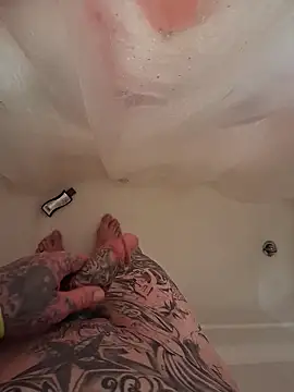 Snapshot of MRTATTWO chatting on 01/15/26, 03:37 MRTATTWO online show from 01/15/26, 03:37