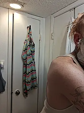 Snapshot of MRTATTWO chatting on 01/13/26, 05:22 MRTATTWO online show from 01/13/26, 05:22