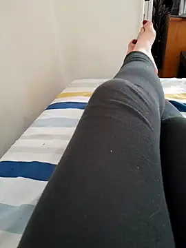 claradominafeet0 online show from 12/17/25, 12:43