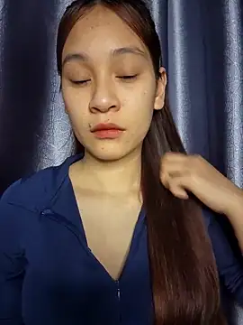 Snapshot of ChiecumBae chatting on 02/13/26, 12:32 ChiecumBae online show from 02/13/26, 12:32