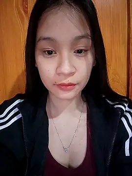 ChiecumBae online show from 12/04/25, 01:37