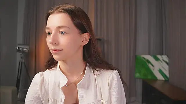 RoxieBolich online show from 09/19/25, 01:37
