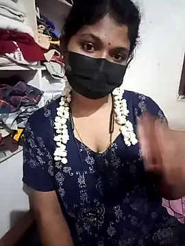 Snapshot of swetha01430 chatting on 09/24/25, 04:02 swetha01430 online show from 09/24/25, 04:02
