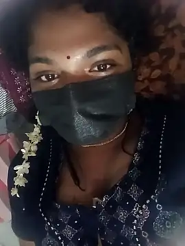Snapshot of swetha01430 chatting on 09/13/25, 09:04 swetha01430 online show from 09/13/25, 09:04