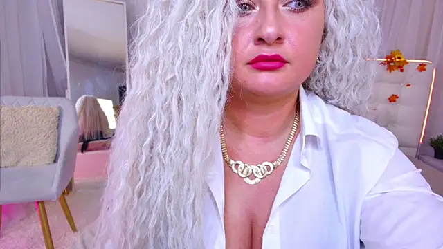 Lilit 1Love online show from 10/19/25, 04:21