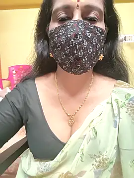 mallu-reshma online show from 10/22/25, 03:22