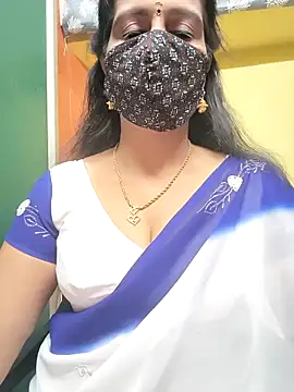 mallu-reshma online show from 11/30/25, 05:08