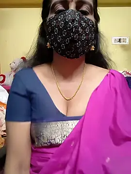 mallu-reshma online show from 10/19/25, 02:20