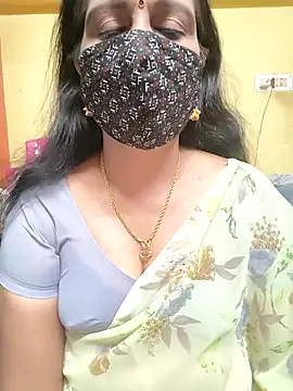 mallu-reshma online show from 10/26/25, 02:06