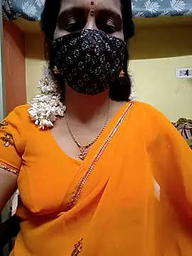 mallu-reshma online show from 11/17/25, 03:27