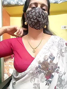 mallu-reshma online show from 11/18/25, 02:53