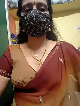 mallu-reshma online show from 01/13/26, 01:26