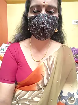 mallu-reshma online show from 10/18/25, 03:58