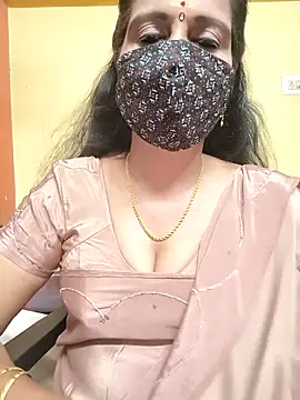 mallu-reshma online show from 10/13/25, 02:18