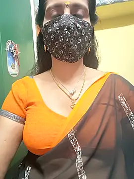 mallu-reshma online show from 02/11/26, 01:00