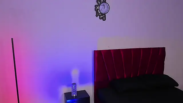 Snapshot of john_mystic chatting on 12/21/25, 12:46 john mystic online show from 12/21/25, 12:46