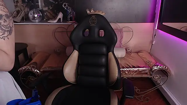Nasly Dream online show from 10/10/25, 08:31
