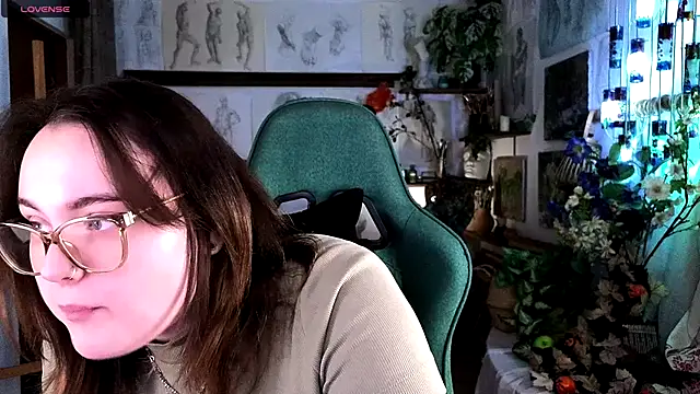 Snapshot of KatrinClark chatting on 10/11/25, 04:52 KatrinClark online show from 10/11/25, 04:52