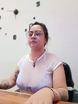 LylaVixxen online show from 04/23/26, 06:20