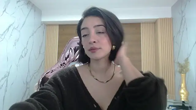 sara lopez s online show from 03/06/26, 01:28