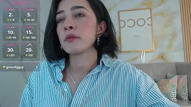 sara lopez s online show from 10/29/25, 02:16