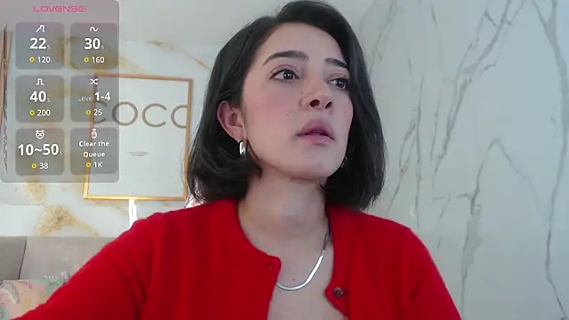 sara lopez s online show from 10/28/25, 01:32