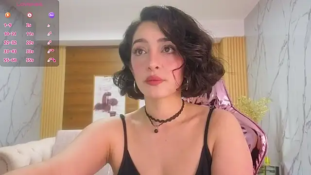 sara lopez s online show from 06/16/26, 02:28