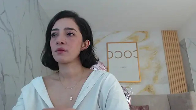 sara lopez s online show from 10/03/25, 01:23