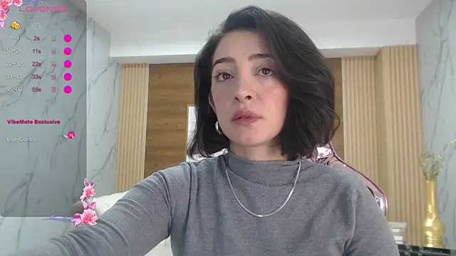 sara lopez s online show from 04/14/26, 02:11