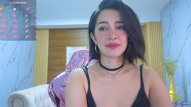 sara lopez s online show from 07/07/26, 01:58