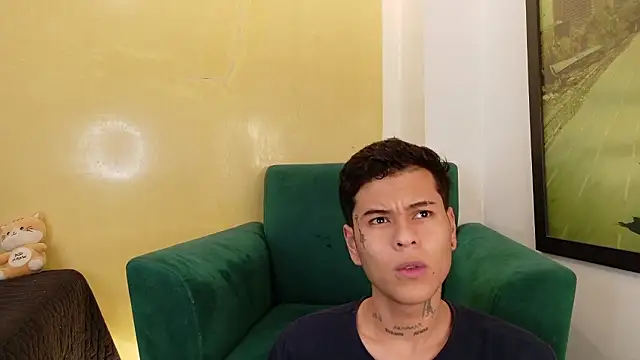 Snapshot of rosse_dredd chatting on 02/26/26, 03:28 rosse dredd online show from 02/26/26, 03:28