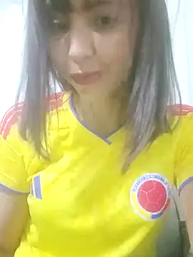 Snapshot of zaira_spice chatting on 06/17/26, 11:25 zaira spice online show from 06/17/26, 11:25