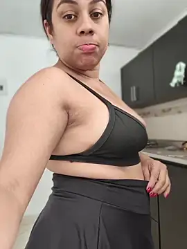 GabyMontenegro online show from 04/09/26, 06:25