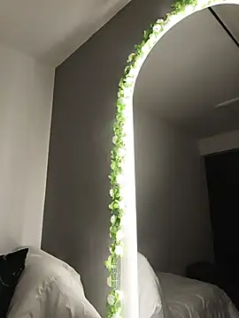 GabyMontenegro online show from 11/04/25, 11:47