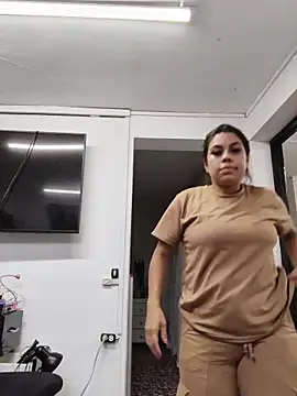 GabyMontenegro online show from 05/15/26, 10:19