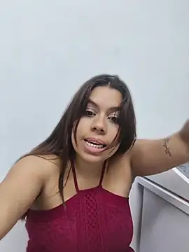 GabyMontenegro online show from 04/29/26, 05:41