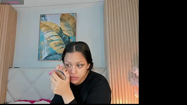 Mila Hank  online show from 05/08/26, 12:20
