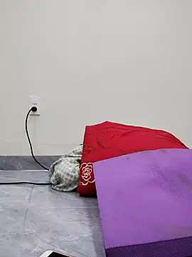 Lyly suri07 online show from 11/07/25, 04:44