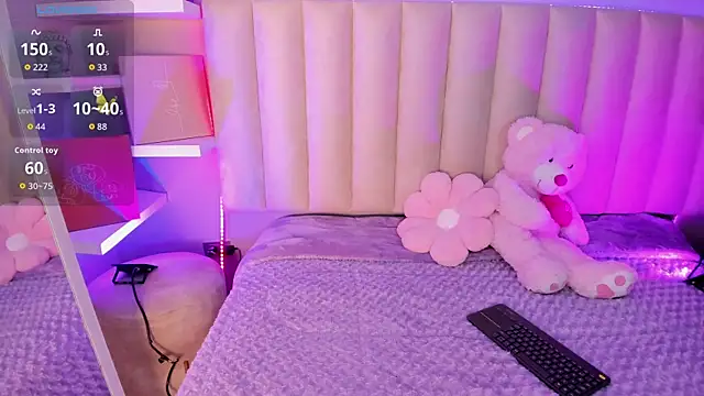 Annie  2 online show from 11/26/25, 03:17