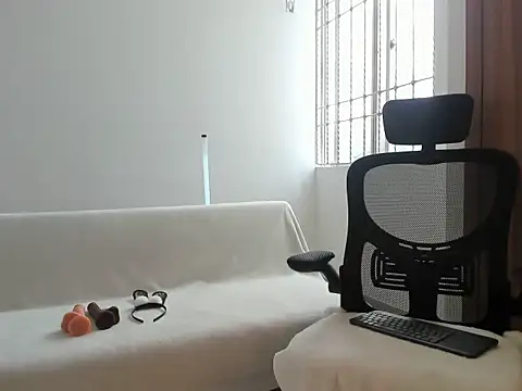 Amberdecolombia online show from 03/21/26, 08:46