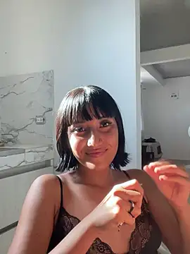 Snapshot of Amberdecolombia chatting on 11/16/25, 08:13 Amberdecolombia online show from 11/16/25, 08:13