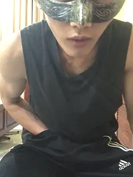 Snapshot of thienlong05 chatting on 10/03/25, 03:46 thienlong05 online show from 10/03/25, 03:46