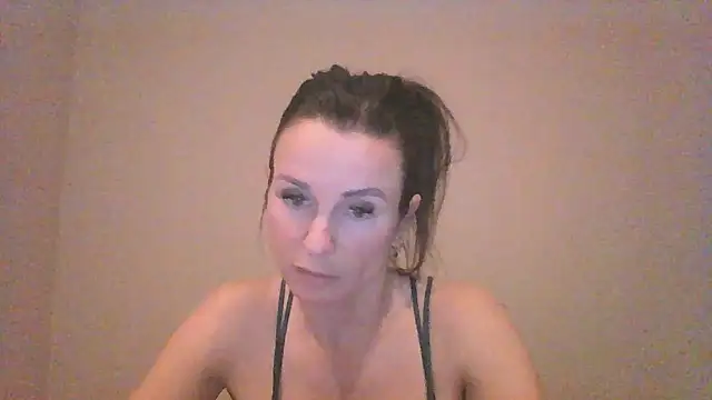 Justnani001 online show from 04/23/26, 09:49