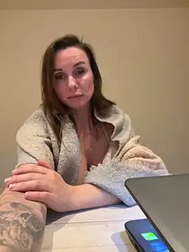 Justnani001 online show from 03/31/26, 08:22