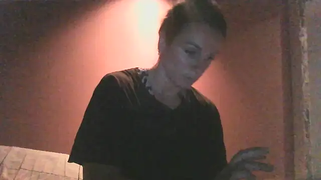 Justnani001 online show from 09/18/25, 08:45