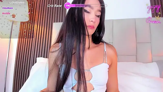 Snapshot of Nicolqueen_ chatting on 06/27/26, 11:27 Nicolqueen online show from 06/27/26, 11:27