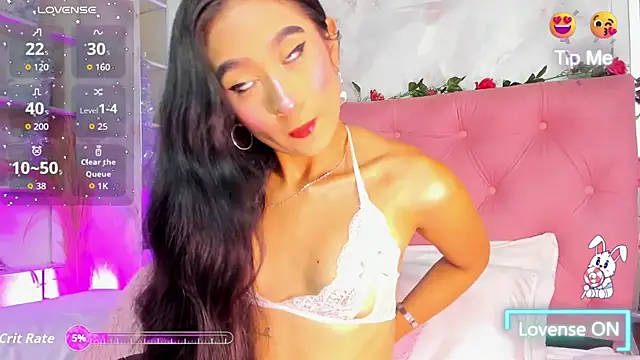 Snapshot of Nicolqueen_ chatting on 02/20/26, 11:12 Nicolqueen online show from 02/20/26, 11:12