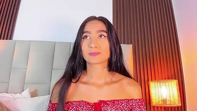 Nicolqueen  online show from 05/08/26, 11:14