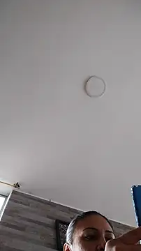 KittyHoleshot87 online show from 11/11/25, 03:40