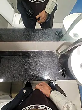 Gamecoc online show from 12/17/25, 10:42